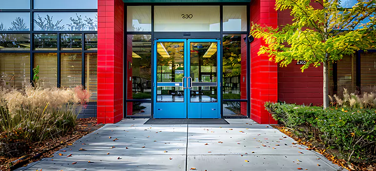 Roll Up Storefront Doors in Newmarket, ON